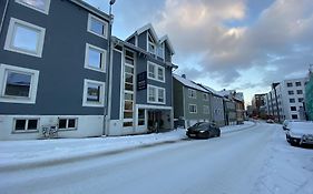 Enter Viking Hotel